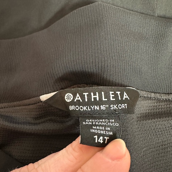 Athleta Women’s Brooklyn 16” Skort Black (Size 14T) - Picture 5 of 8